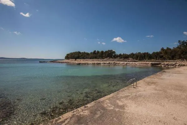 아파트 Franc S 비르